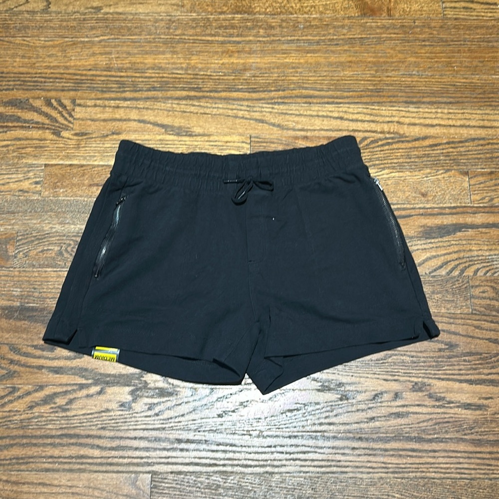 90 Degree Shorts